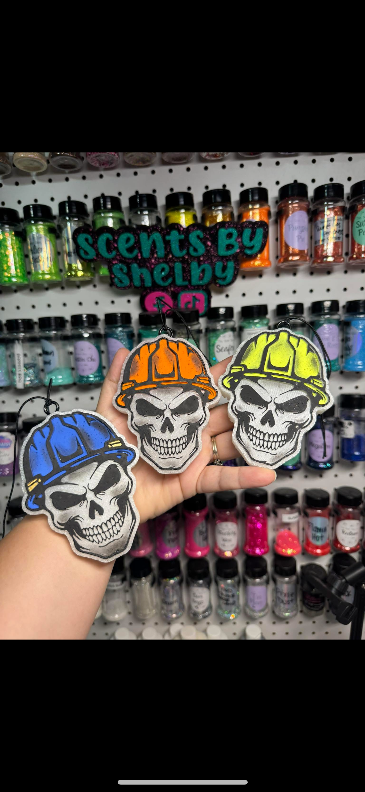 Skull w/ Hardhat