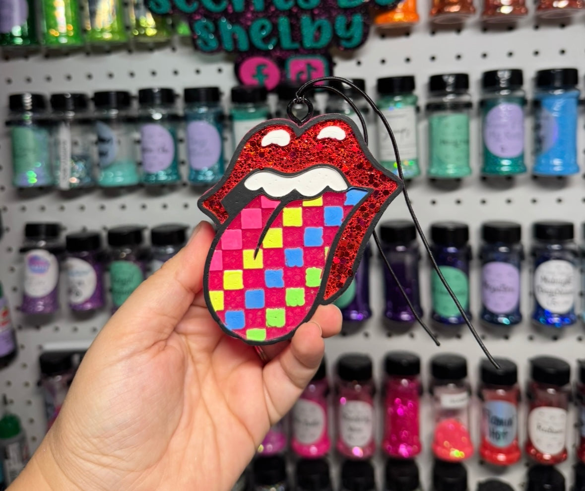 Checkered Tongue
