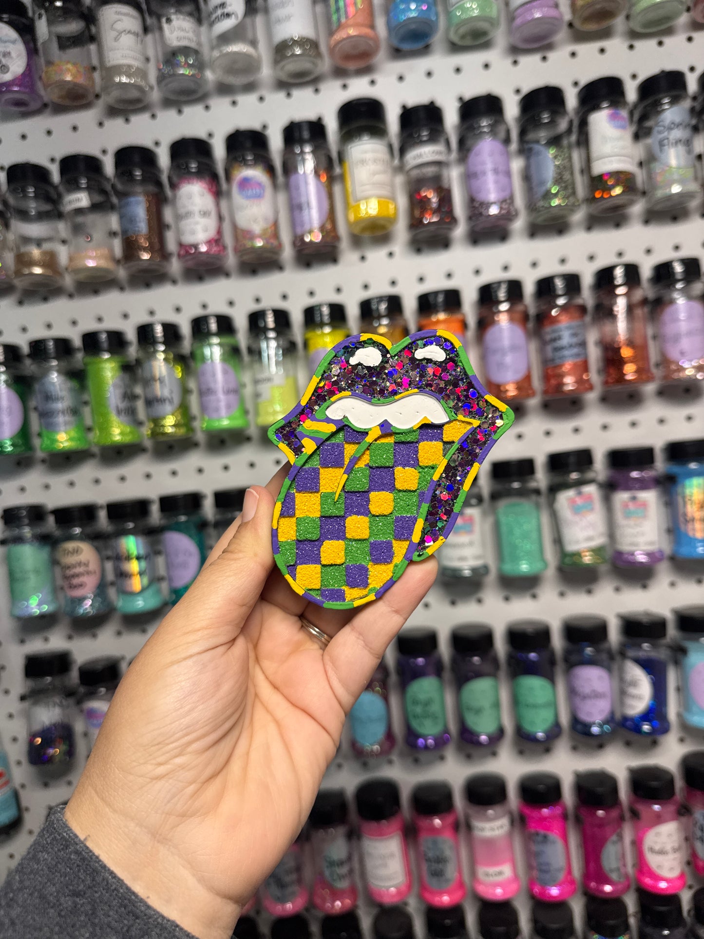 Checkered Tongue